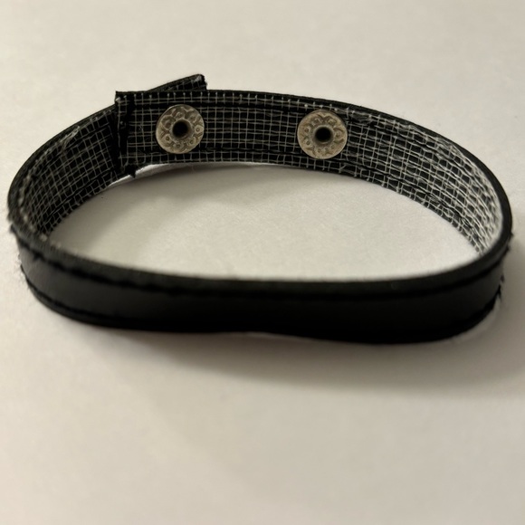 CLAIRE’S Black Faux Leather Button-On Bracelet - Picture 2 of 3